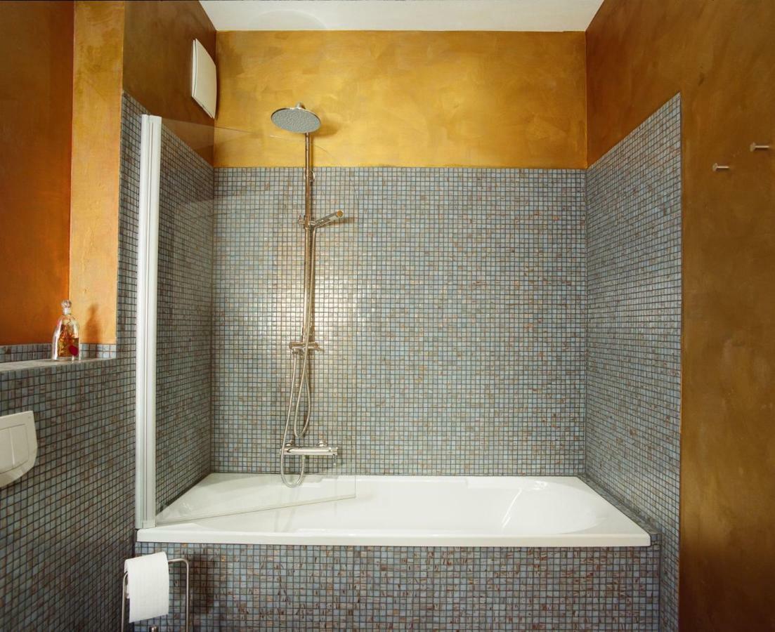 Appartement Gutshaus Altbauhof à Dargun Extérieur photo