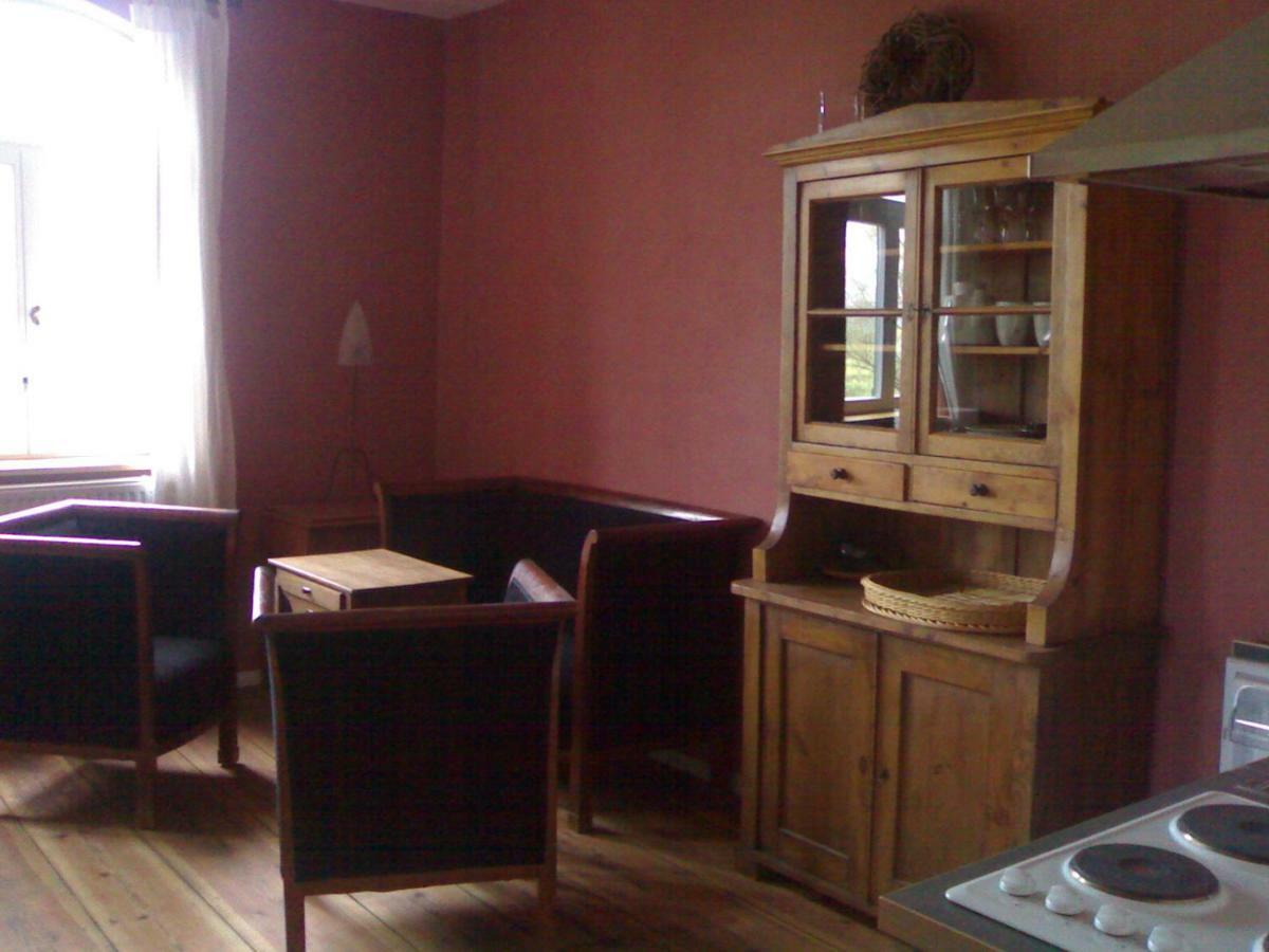 Appartement Gutshaus Altbauhof à Dargun Extérieur photo